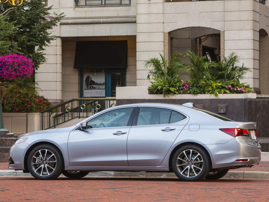  Acura TLX 3.5L V6 SH-AWD 2015 года  (фото 48 из 91)